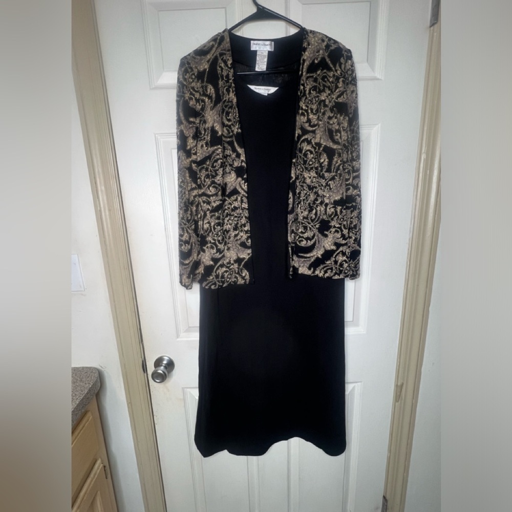 Dealers & Damon’s 2 Piece Dress & Jacket Set
